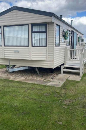 Browns caravan rentals, 8 berth, the chase, ingoldmells